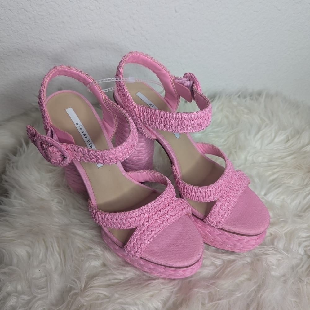 Gianni Bini Stylish Pink Platform Sandals - Picture 5 of 14
